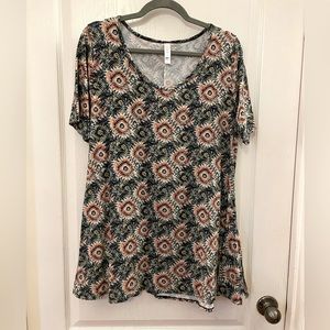 Lularoe perfect T XL multicolor
